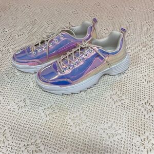 WILD DIVA Lounge Iridescent Pink-Purple Chunky Lace-Up Sneakers (size 8)